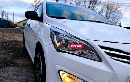 Hyundai Solaris II рестайлинг, 2015 год, 700 000 рублей, 3 фотография