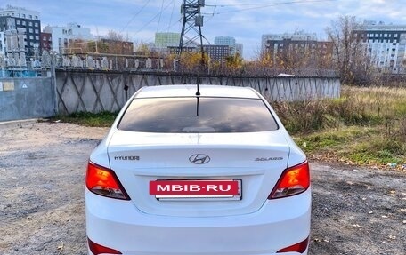 Hyundai Solaris II рестайлинг, 2015 год, 700 000 рублей, 14 фотография