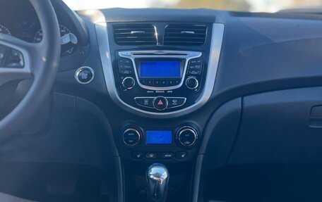 Hyundai Solaris II рестайлинг, 2012 год, 999 000 рублей, 19 фотография