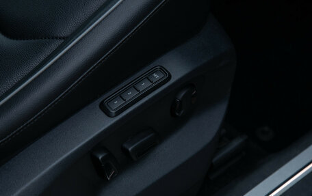 Volkswagen Tiguan II, 2018 год, 2 998 000 рублей, 12 фотография