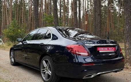 Mercedes-Benz E-Класс, 2019 год, 3 900 000 рублей, 3 фотография