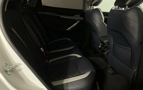 Geely Atlas, 2024 год, 2 995 000 рублей, 21 фотография