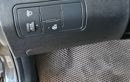 Hyundai Solaris II рестайлинг, 2015 год, 1 000 000 рублей, 12 фотография