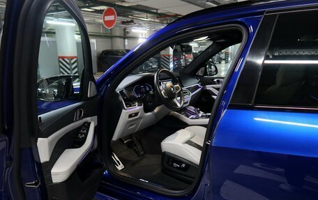 BMW X5 M, 2022 год, 12 600 000 рублей, 9 фотография