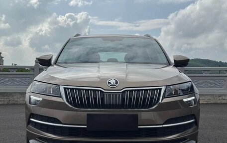 Skoda Karoq I, 2022 год, 1 750 000 рублей, 2 фотография