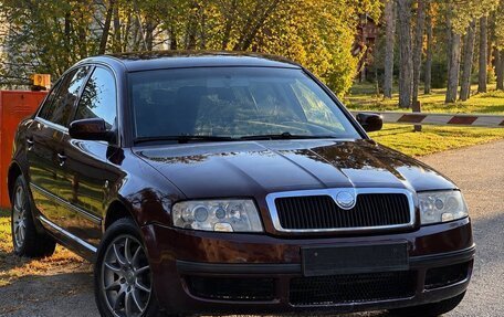 Skoda Superb III рестайлинг, 2003 год, 220 000 рублей, 1 фотография