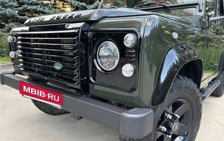 Land Rover Defender I, 2013 год, 7 000 000 рублей, 15 фотография