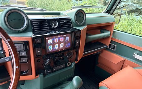 Land Rover Defender I, 2013 год, 7 000 000 рублей, 18 фотография