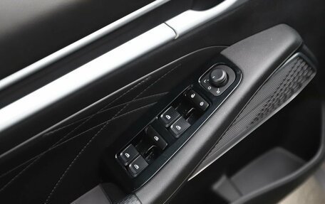 Geely Emgrand, 2024 год, 1 600 000 рублей, 11 фотография