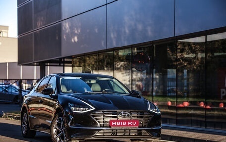 Hyundai Sonata VIII, 2020 год, 2 369 000 рублей, 1 фотография
