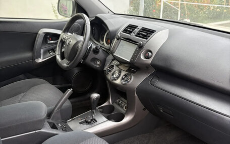 Toyota RAV4, 2012 год, 1 600 000 рублей, 6 фотография