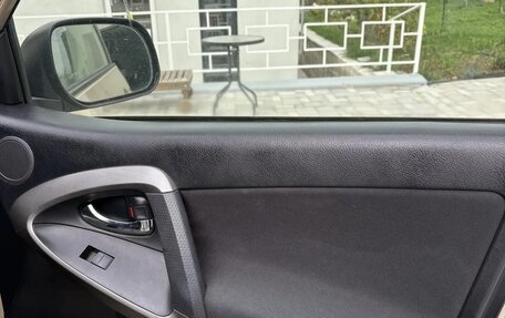 Toyota RAV4, 2012 год, 1 600 000 рублей, 16 фотография