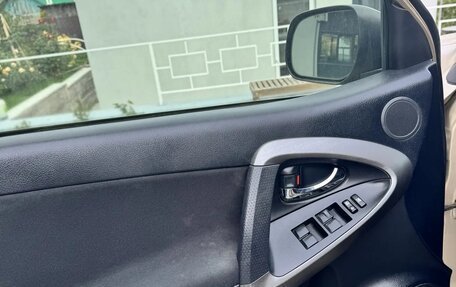 Toyota RAV4, 2012 год, 1 600 000 рублей, 13 фотография