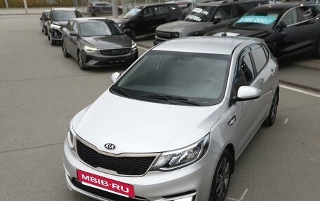 KIA Rio III рестайлинг, 2017 год, 930 000 рублей, 3 фотография