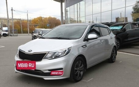 KIA Rio III рестайлинг, 2017 год, 930 000 рублей, 2 фотография