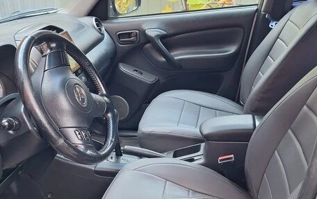 Toyota RAV4, 2005 год, 800 000 рублей, 9 фотография