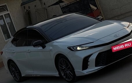 Toyota Camry, 2025 год, 4 550 000 рублей, 9 фотография