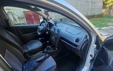 Ford Fusion I, 2006 год, 284 000 рублей, 10 фотография