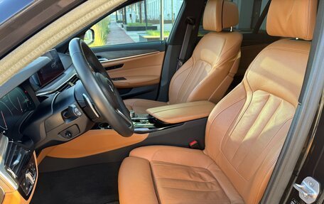 BMW 5 серия, 2019 год, 3 850 000 рублей, 9 фотография