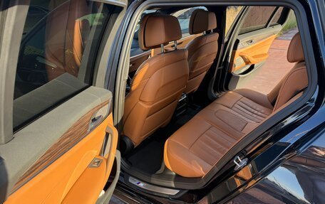 BMW 5 серия, 2019 год, 3 850 000 рублей, 13 фотография