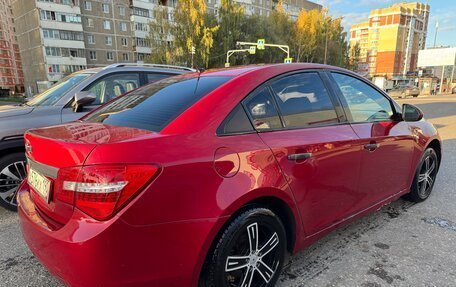 Chevrolet Cruze II, 2010 год, 500 000 рублей, 8 фотография