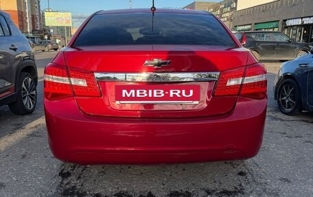 Chevrolet Cruze II, 2010 год, 500 000 рублей, 6 фотография