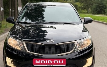 KIA Rio III рестайлинг, 2013 год, 620 000 рублей, 3 фотография