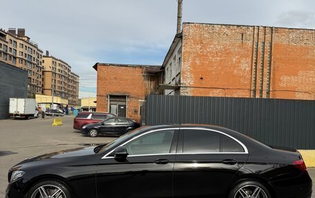 Mercedes-Benz E-Класс, 2019 год, 4 100 000 рублей, 2 фотография