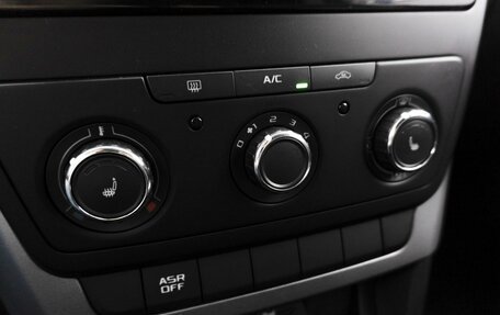 Skoda Yeti I рестайлинг, 2016 год, 999 000 рублей, 17 фотография