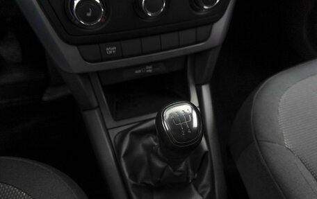 Skoda Yeti I рестайлинг, 2016 год, 999 000 рублей, 18 фотография