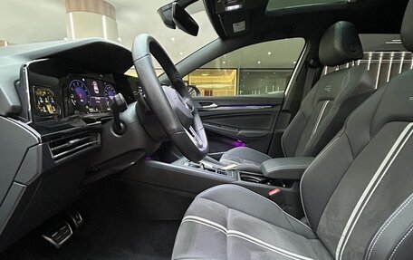 Volkswagen Golf VIII, 2023 год, 2 320 000 рублей, 10 фотография
