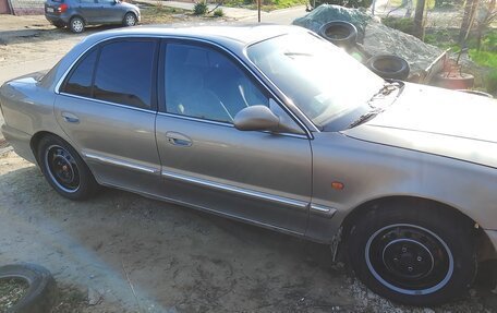 Hyundai Sonata III рестайлинг, 1997 год, 140 000 рублей, 3 фотография