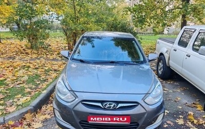 Hyundai Solaris II рестайлинг, 2011 год, 680 000 рублей, 1 фотография
