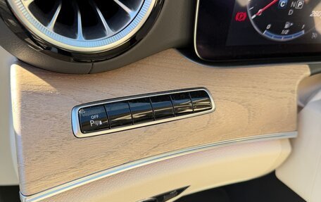 Mercedes-Benz CLS, 2019 год, 5 999 999 рублей, 14 фотография