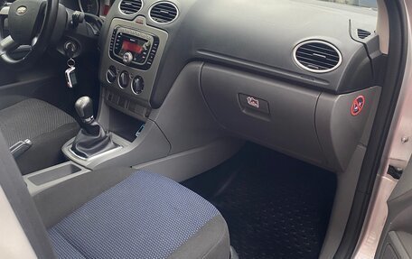 Ford Focus II рестайлинг, 2011 год, 400 000 рублей, 16 фотография