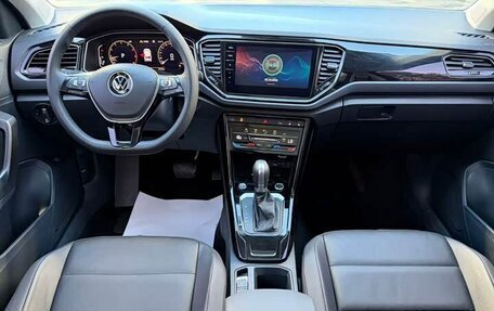 Volkswagen T-Roc I, 2022 год, 1 550 333 рублей, 11 фотография