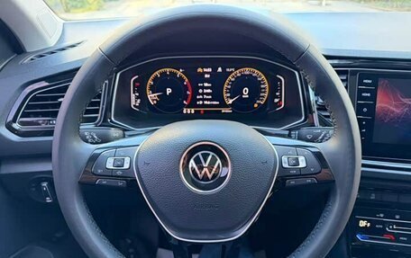 Volkswagen T-Roc I, 2022 год, 1 550 333 рублей, 12 фотография