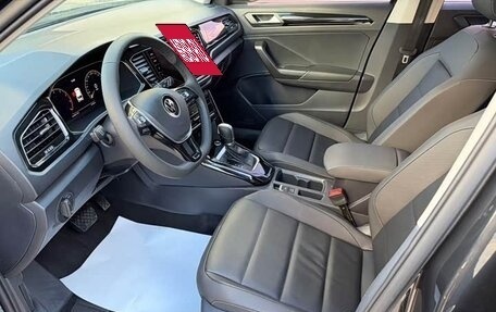 Volkswagen T-Roc I, 2022 год, 1 550 333 рублей, 13 фотография