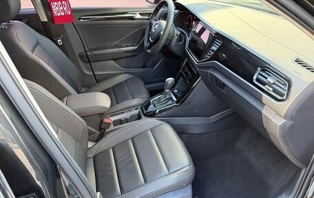 Volkswagen T-Roc I, 2022 год, 1 550 333 рублей, 18 фотография