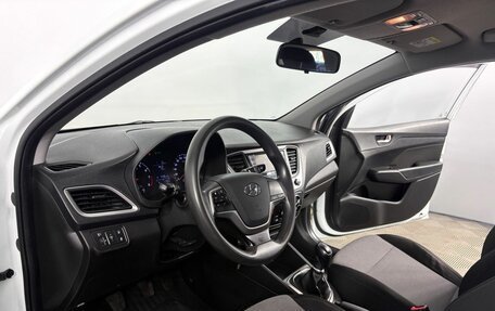 Hyundai Solaris II рестайлинг, 2018 год, 1 195 000 рублей, 12 фотография
