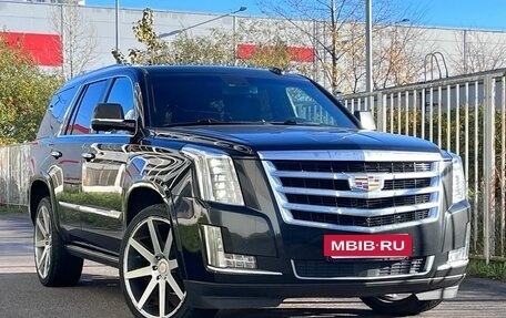 Cadillac Escalade IV, 2016 год, 2 890 000 рублей, 3 фотография