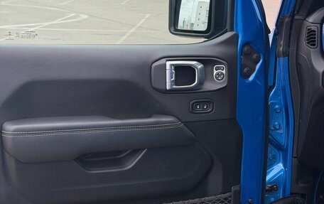 Jeep Wrangler, 2021 год, 5 800 000 рублей, 11 фотография