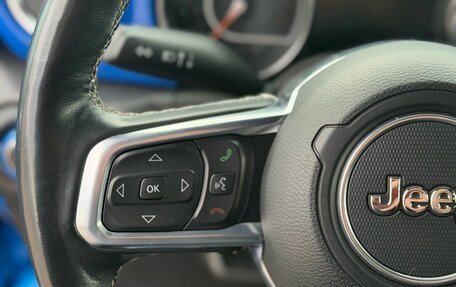 Jeep Wrangler, 2021 год, 5 800 000 рублей, 14 фотография