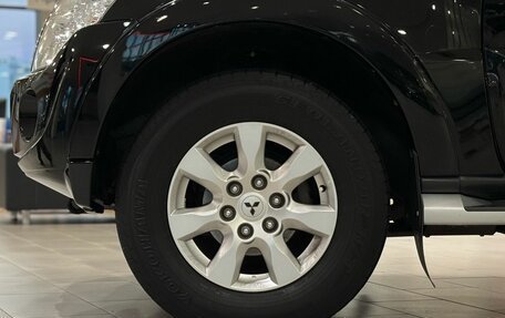 Mitsubishi Pajero IV рестайлинг 2, 2013 год, 2 300 000 рублей, 9 фотография