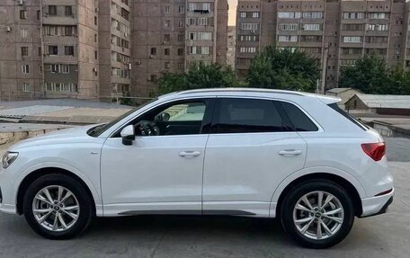 Audi Q3, 2022 год, 2 495 000 рублей, 5 фотография