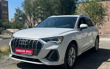 Audi Q3, 2022 год, 2 495 000 рублей, 4 фотография