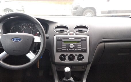 Ford Focus II рестайлинг, 2006 год, 250 000 рублей, 5 фотография