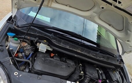 Honda Elysion I, 2004 год, 870 000 рублей, 2 фотография
