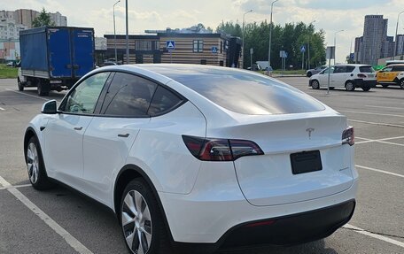 Tesla Model Y I, 2021 год, 4 250 000 рублей, 10 фотография