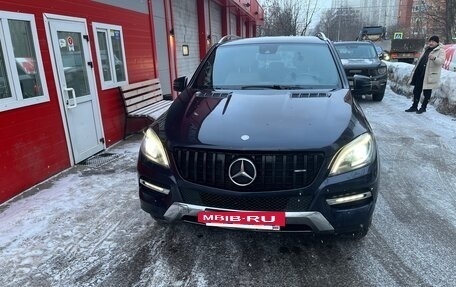 Mercedes-Benz M-Класс, 2012 год, 2 100 000 рублей, 8 фотография